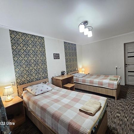 Guest House Mira Kochkor エクステリア 写真