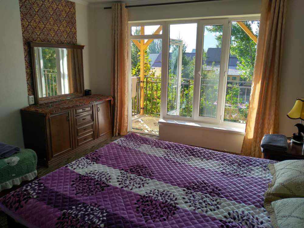 Guest House Mira Kochkor エクステリア 写真
