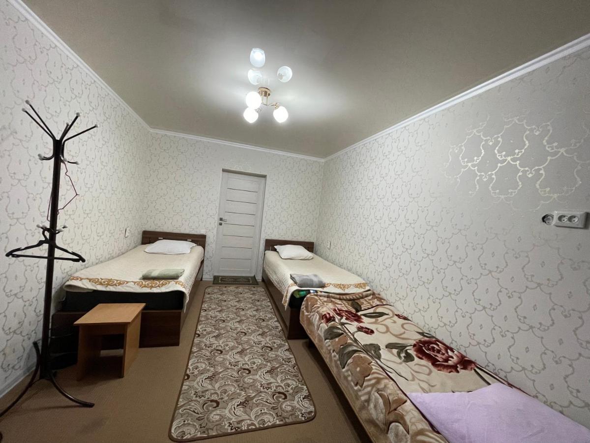 Guest House Mira Kochkor エクステリア 写真