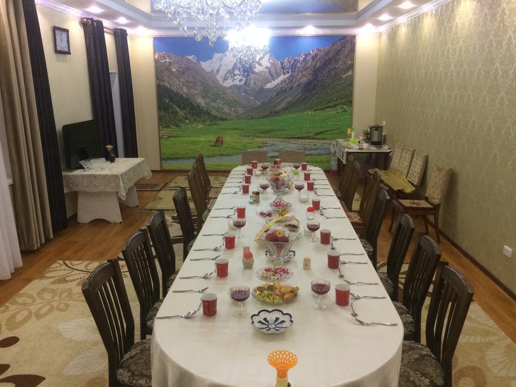 Guest House Mira Kochkor エクステリア 写真